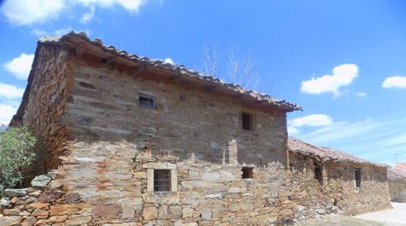 León - Matanza de los Oteros - 425m2