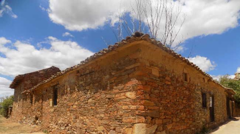León - Matanza de los Oteros - 425m2