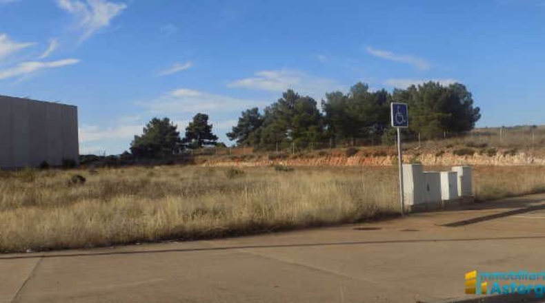 León - Astorga - 1478m2