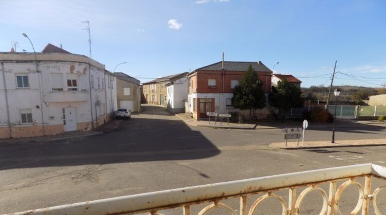 León - Nistal - 1623m2