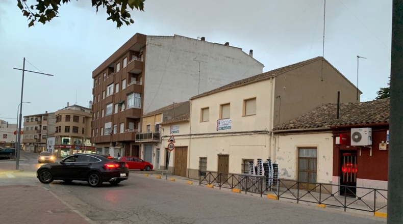 Albacete - La Roda - 1690m2