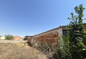 Промышленное здание на продажу в городе Villalgordo del Júcar. Фото