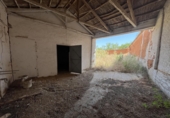 Промышленное здание на продажу в городе Villalgordo del Júcar. Фото