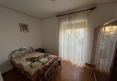 Дом с участком на продажу в городе Marmolejo. Фото