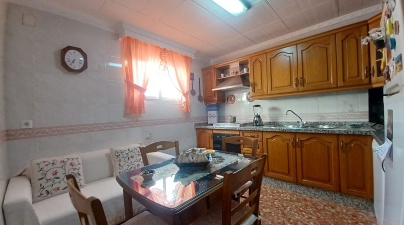 Granada - Лоха - 2000m2