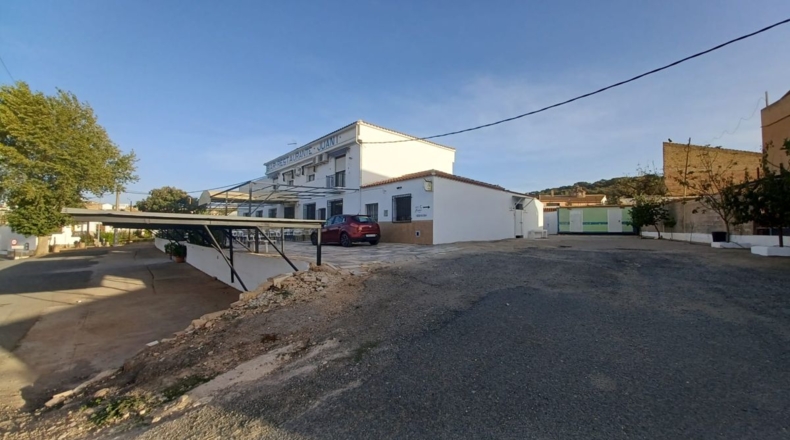 Granada - Лоха - 2000m2