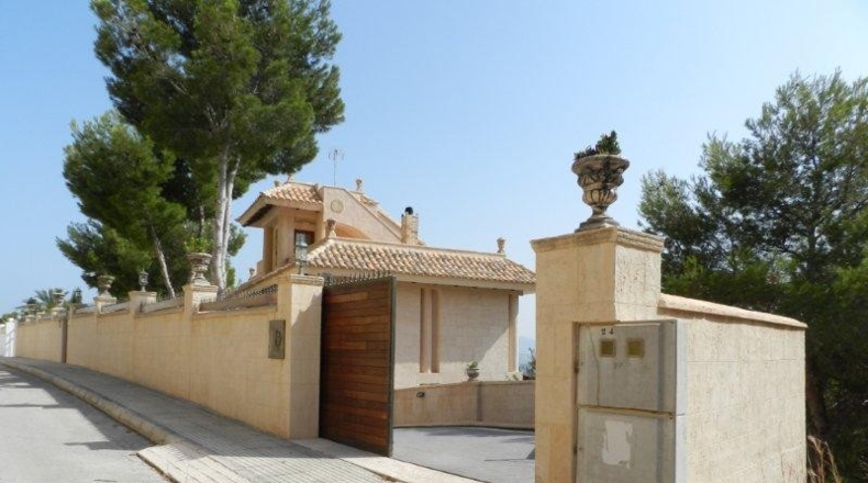 Comunidad de Madrid - Alcalá de Henares - 1200m2