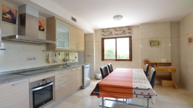 Comunidad de Madrid - Alcalá de Henares - 1200m2