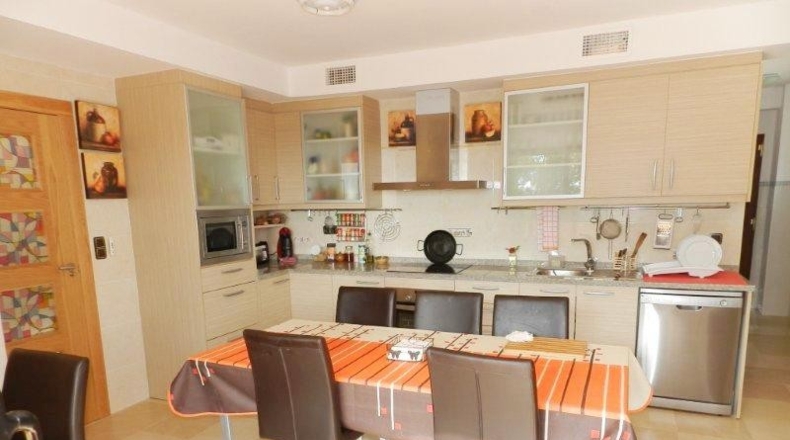 Comunidad de Madrid - Alcalá de Henares - 1200m2