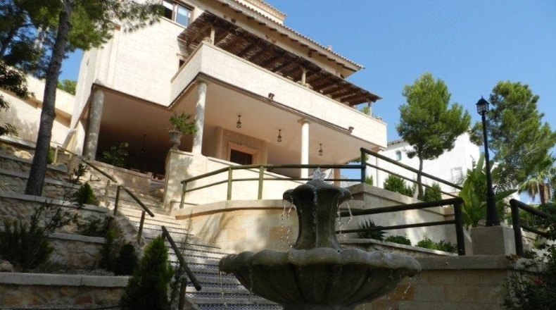 Comunidad de Madrid - Alcalá de Henares - 1200m2