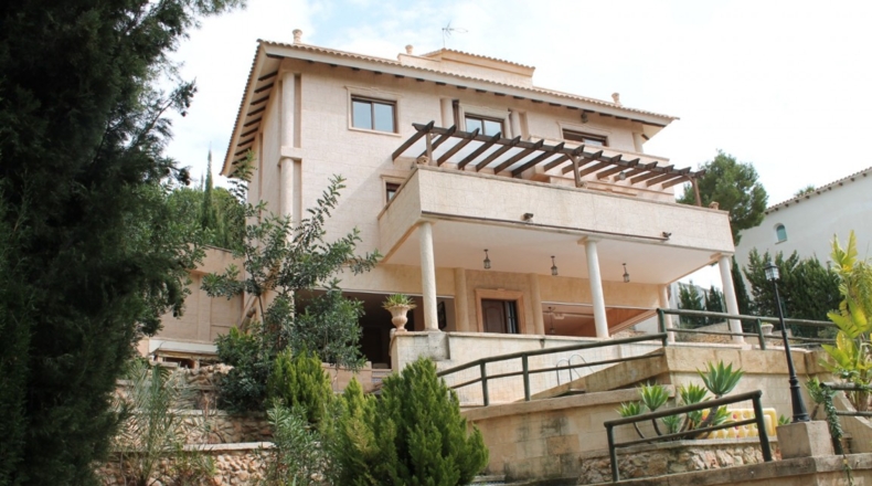 Comunidad de Madrid - Alcalá de Henares - 1200m2