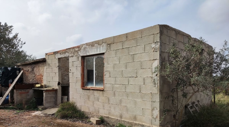 Tarragona - Santa Bàrbara - 10700m2
