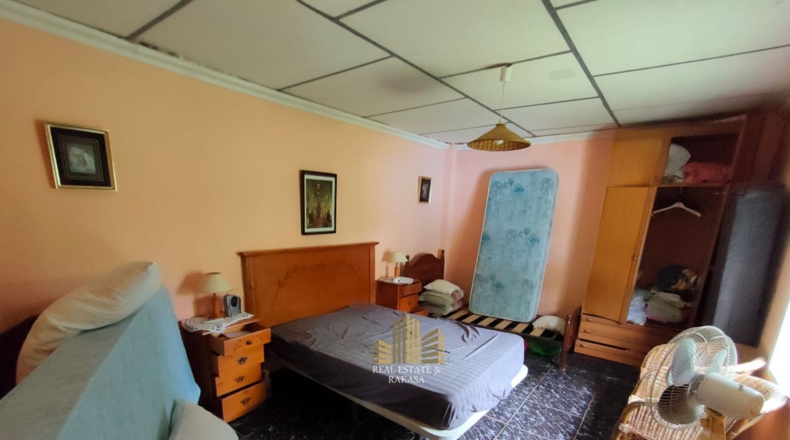Sevilla - Alcalá de Guadaíra - 1300m2