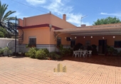 Xalet independent amb terreny en venda a Alcalá de Guadaíra ref.: TR386599 foto