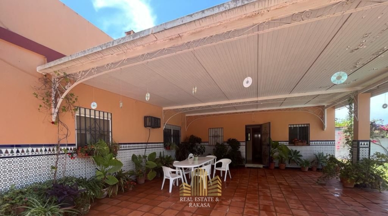 Sevilla - Alcalá de Guadaíra - 2600m2