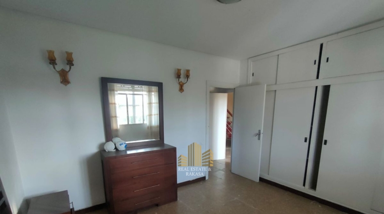 Sevilla - Alcalá de Guadaíra - 853m2