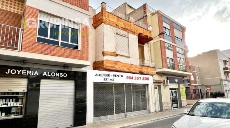 Castellón - la Vall d'Uixó - 2124m2