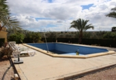Casa de camp amb terreny en venda a Crevillent ref.: TR386165 foto