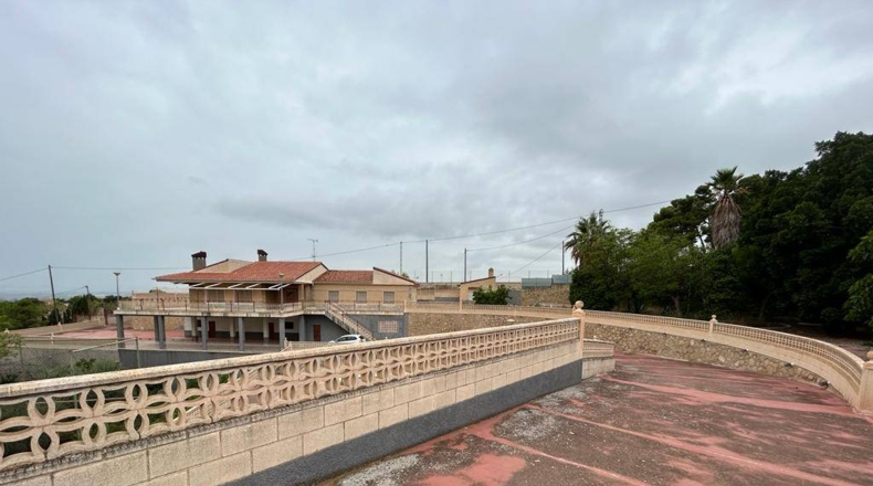 Albacete - Albacete - 3750m2