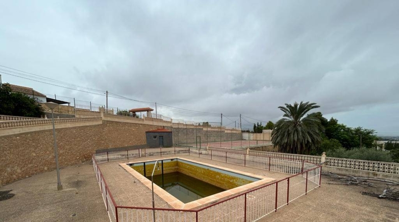 Albacete - Albacete - 3750m2