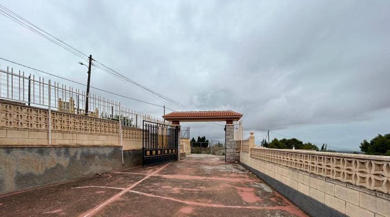 Albacete - Albacete - 3750m2