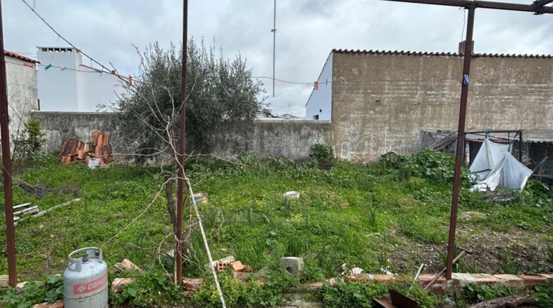 Badajoz - Navalvillar de Pela - 619m2