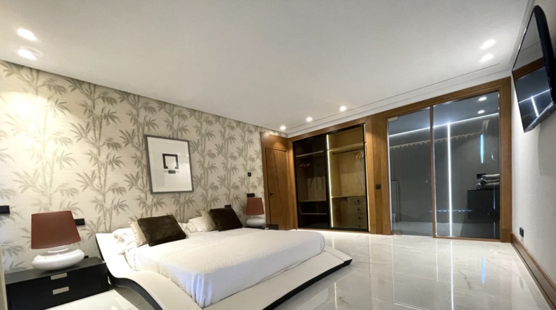 Cádiz - San Roque - 3700m2