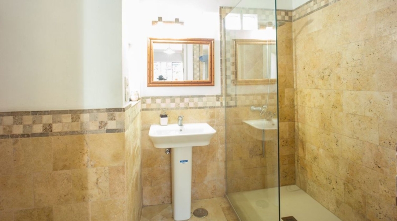 Cádiz - San Roque - 1560m2