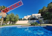 Xalet independent amb terreny en venda a Calp ref.: TR386757 foto