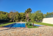 Xalet independent amb terreny en venda a Calp ref.: TR386757 foto