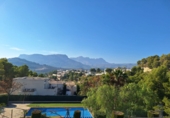 Xalet independent amb terreny en venda a Calp ref.: TR386757 foto