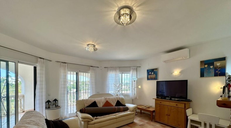 Аликанте - Benitachell - 872m2