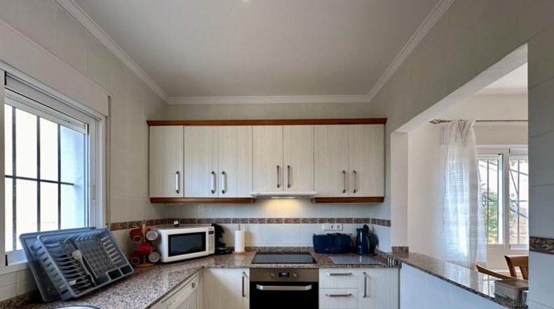 Аликанте - Benitachell - 872m2