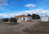 Finca rústica en venda a Freila ref.: TR385634 foto