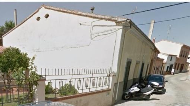 Ávila - Madrigal de las Altas Torres - 549m2