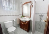 Отдельно стоящий дом с участком на продажу в городе Lucena Фото