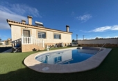 Chalet independiente con terreno en venta en la España, Lorca, ref: TR384393 foto