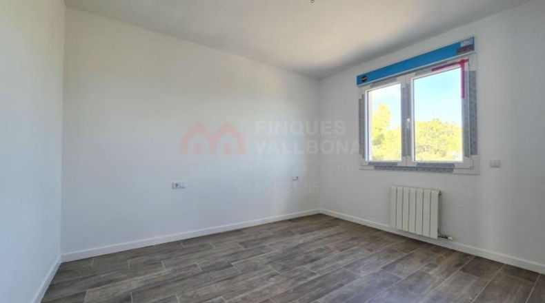 Barcelona - la Torre de Claramunt - 427m2