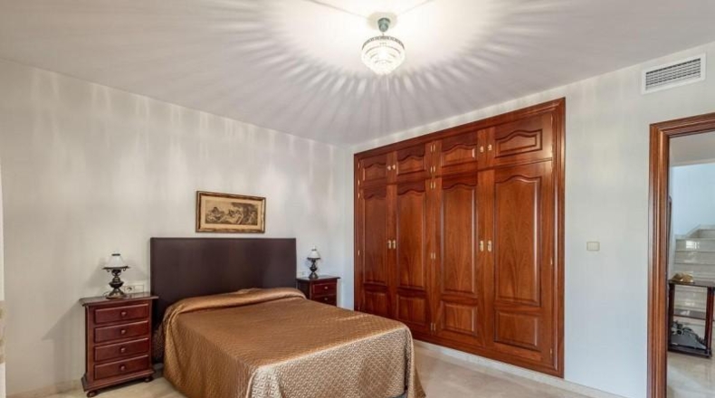 Granada - Peligros - 461m2
