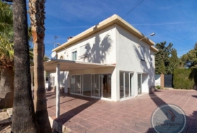 Elche 1600&nbsp;m²