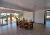 Chalet independiente con terreno en venta en la España, Madrid, ref: TR388404 foto