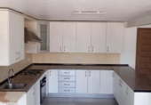 Chalet independiente con terreno en venta en la España, Madrid, ref: TR388404 foto