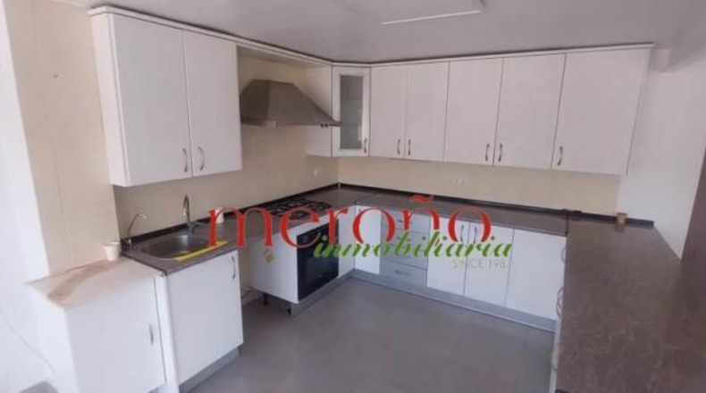 Аликанте - Elche - 1599m2