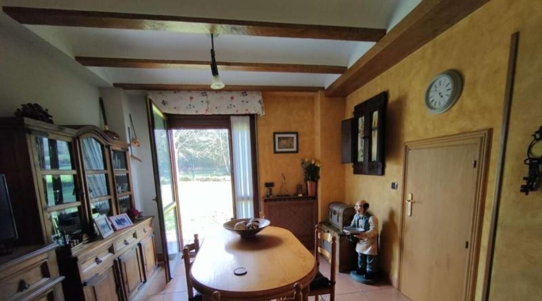 Burgos - Urbanización Uralde - 700m2