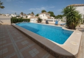 Chalet independiente con terreno en venta en la España, Orihuela, ref: TR384190 foto