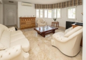 Chalet independiente con terreno en venta en la España, Orihuela, ref: TR384190 foto