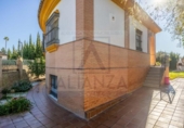 Xalet independent amb terreny en venda a la España, Valencina de la Concepción, ref.: TR384913 foto