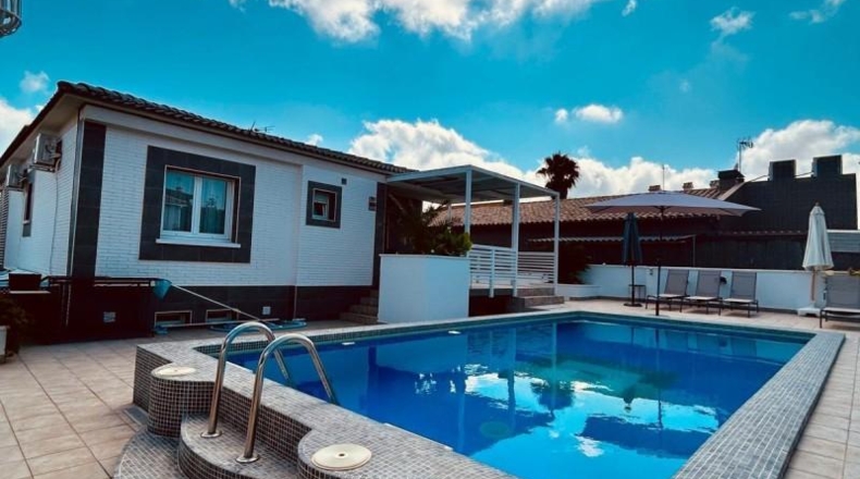 Tarragona - Calafell - 496m2