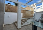 Дом с участком на продажу в городе Calafell Фото