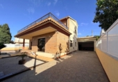 Chalet independiente con terreno en venta en la España, Calafell, ref: TR384833 foto